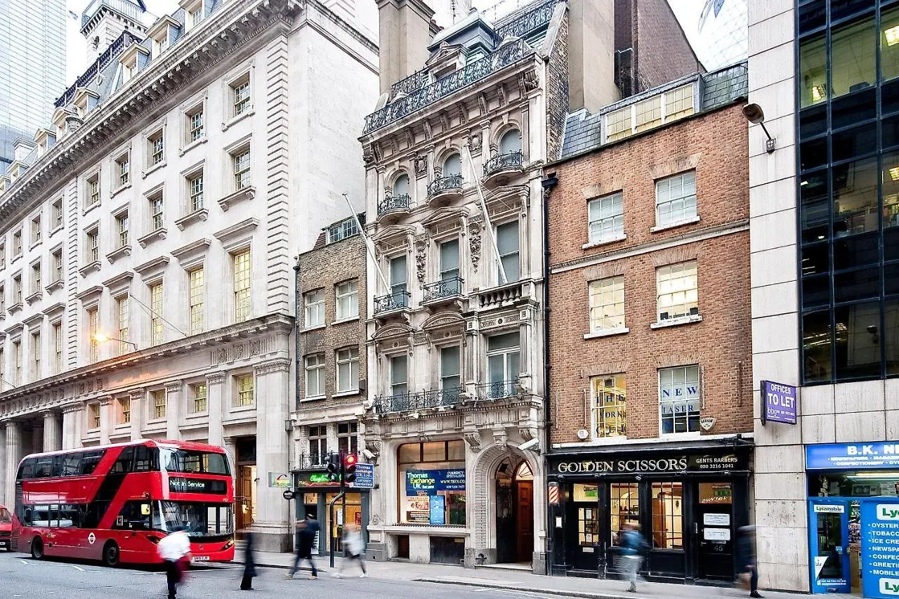 Apartment 2, 48 Bishopsgate By City Living London Holiday home